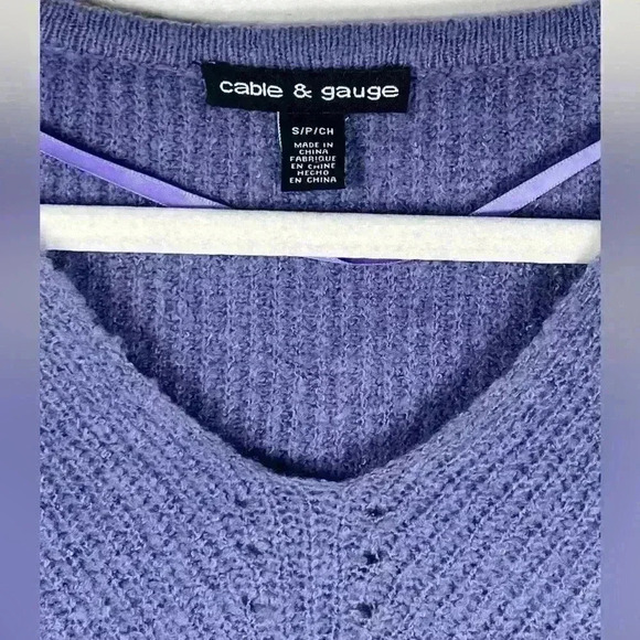 Cable & Gauge Colorblock Sweater Purple Gray Oversized Women’s Size Small - Picture 7 of 11